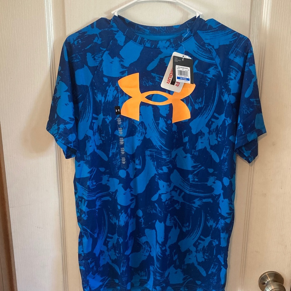 Under Armour Blue and Orange Patterned Tee